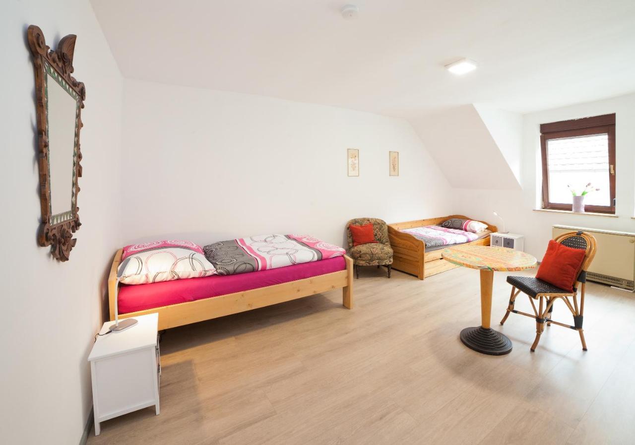 Haus Haas Zimmer&Fewo Daire Lauda-Königshofen Dış mekan fotoğraf
